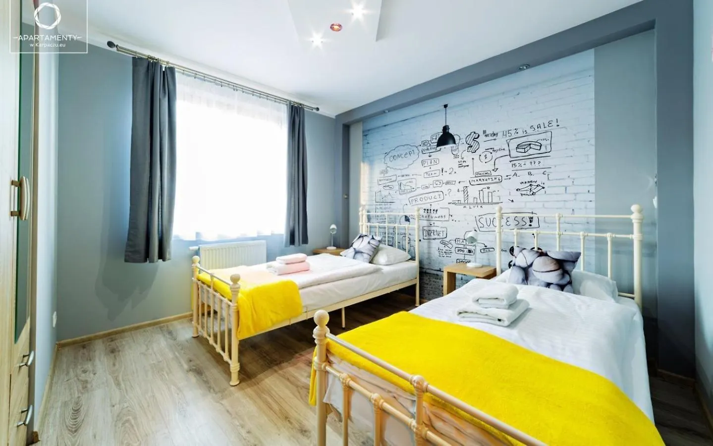Wonder Home - Domki Gorskie Na Osiedlu Dozorowanym, Z Kominkami I Placem Zabaw Karpacz 0*,  Poland